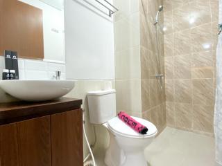 Great Choice and Modern 2BR at Transpark Juanda Bekasi Timur Apartment By Travelio - 3