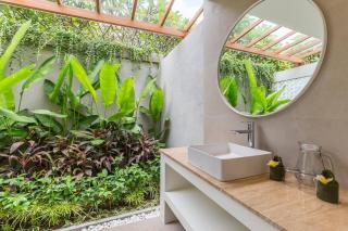 Palm Springs designer villa in Berawa, Canggu - Canggu - 5