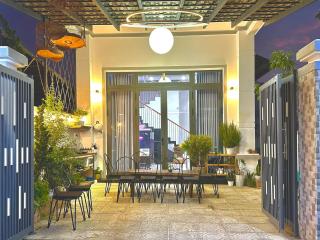 Moon & Wind House - 6