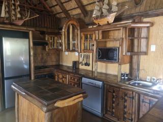 Wooden Log House - Bela-Bela - 7