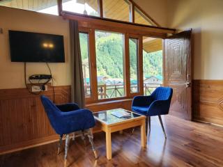 Amaya Retreat Cottage - 2