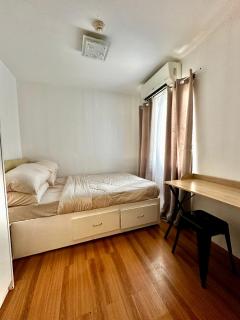 Cozy 1BR Condo Unit at 8 Spatial - Pequeno - 9