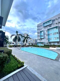 Cozy 1BR Condo Unit at 8 Spatial - Pequeno - 4