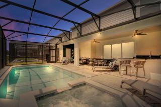 Brand NEW 10Bdrms At Windsor Cay - 9