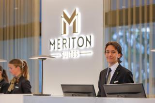 Meriton Suites Broadbeach - Gold Coast - 4