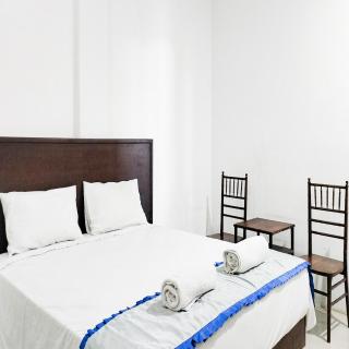 RedDoorz at Cbreez Bitung - 8