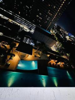 Lovely BreezeOhana - Manila - 1