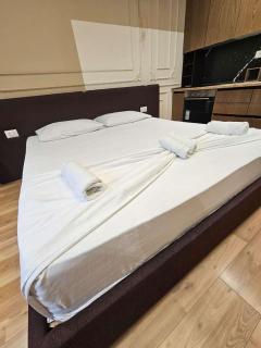 Square 21 Apartment - Tirana - 8