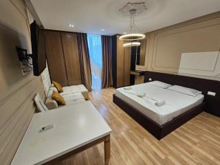 Square 21 Apartment - 3