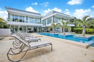 Modern Brand New Villa with Pool, Jacuzzi, Chef at Cocotal Golf & Country Club - Punta Cana - 3