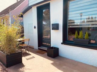 Studio premium, à 50m du Lac d'Ardres avec terrasse - Ardres - 1
