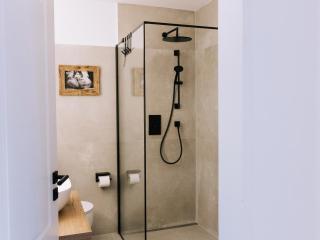Die Karwendelsuite - 5 Sterne FeWo mit bestem Bergblick, zentrumsnah & ruhig gelegen, familienfreundlich - Mittenwald - 3