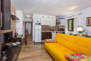 Apartments Baldigara by El-Pi Tours - Njivice - 9