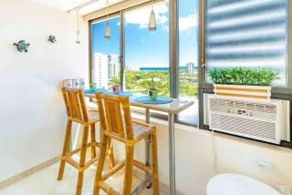 Entire condo in Waikiki - Ocean View 2 BR & 4 bed - 6