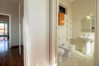 Best nest near University metrostop - Naples - 8