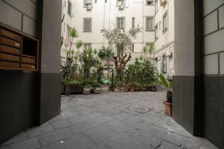 Best nest near University metrostop - Naples - 6