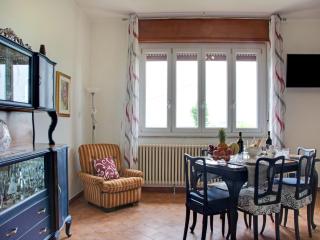 Holiday home in Asti with a lovely hill view from the garden - Moncucco Torinese - 1
