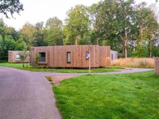 Opulent Dock Cottage by Belvilla - - 1