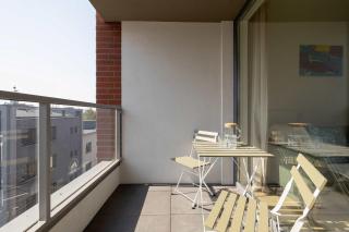 Słoneczna Comfy Apartment with Balcony & Parking Katowice by Noclegi Renters - Katowice - 8