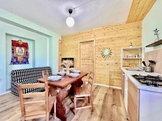 Ancient Charm Retreat with Dream Pool, Private Sauna Whirlpool - 6