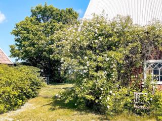 8 person holiday home in GOTLANDS TOFTA - 2