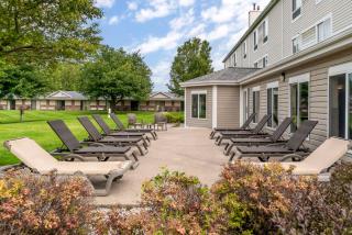 Best Western Beacon Inn - Grand Haven - 3