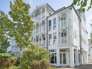 Apartment in a lakeside park in Sellin with a balcony - Ostseebad Sellin - 9