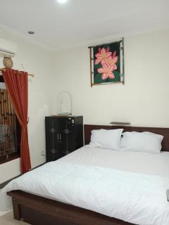 Nyoman bali house villa - 4