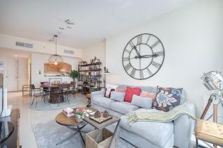 Modern Aesthetic 1-Bedroom Apartment with exudes warmth and style in JLT! - Dubai - 0