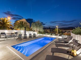 Apartment in Slatine near the Sea beach - Trogir - 1