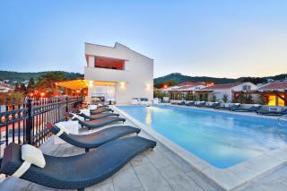 Apartments Dalmatia in Preko island Ugljan with swimmingpool - Preko - 5