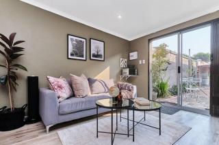 The Fir Tree Cottage, Parkhurst - 9