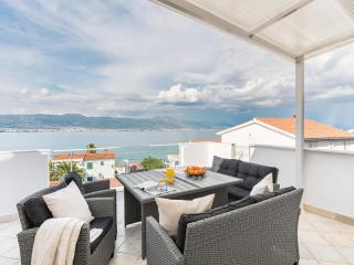 Apartment in Slatine with Terrace - Trogir - 9