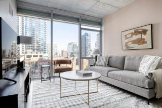 River North 1br w gym pool roof nr Riverwalk CHI-818 - 0