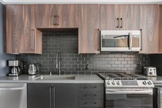 Blueground Long Beach pool gym near bars LAX-1260 - 4