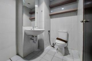 Homey and Best Choice Studio 16th Floor Casa De Parco Apartment By Travelio - 6