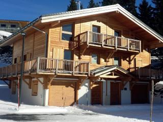 Splendid Chalet in Chamrousse with TV - Chamrousse - 1
