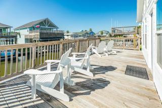 Lil Blue - Great Fishing & Fun Bayfront Retreat! - 8
