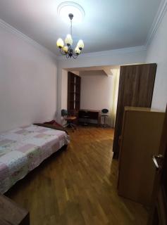 Spacious and Comfortable 3-Room Apartment ,Prime Central Location - 2