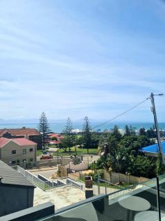 Montagu Villa 1 - Mossel Bay - 6