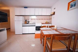 Apartment Mihovilovic - Slatine - 7