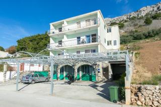 Apartments Marko - Brela - 0
