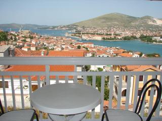 Apartments Mara - Trogir - 9