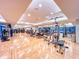 Elegant 1-Bedroom Apartment with Burj Khalifa View - Dubai - 5