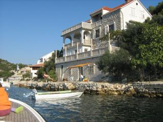 Apartment Milan - Lastovo - 0