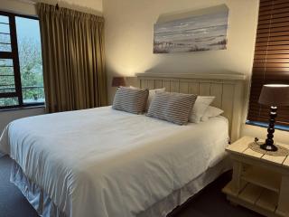 Rockshore at Seaverge - 6