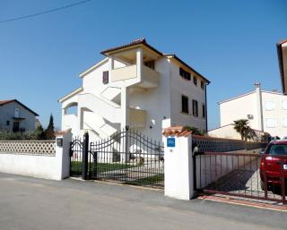 Apartments Med - Medulin - 1