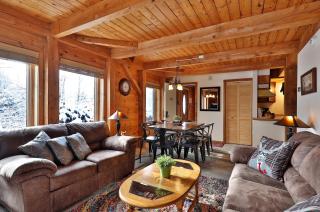 The Vermont Cabin - Large Home Sleeps 20 - Hot tub, views and location close to ski resort! - Killington - 3