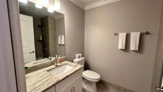 Private Balcony 1 Garage Parking Sleeps 6 - 1