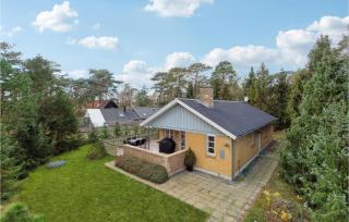 3 Bedroom Nice Home In Nexø - Neksø - 2